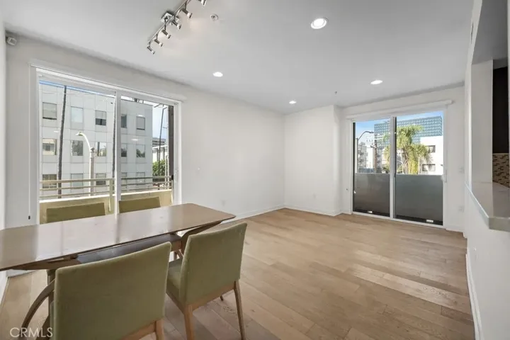 436 S Virgil 312, Los Angeles, California 90020 — photo 5