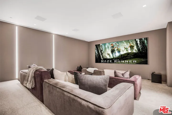 9255 Swallow Drive, Los Angeles, California 90069 — photo 5