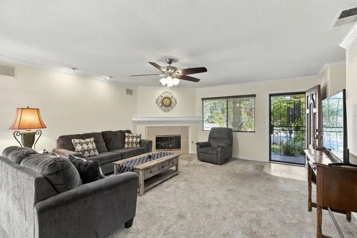 10491 Del Rio Rd, Spring Valley, California 91977 — photo 5