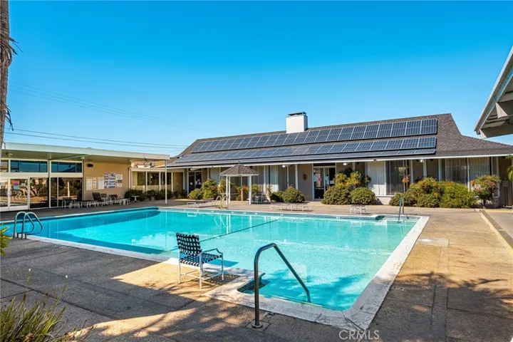 Community Pool & Clubhouse.