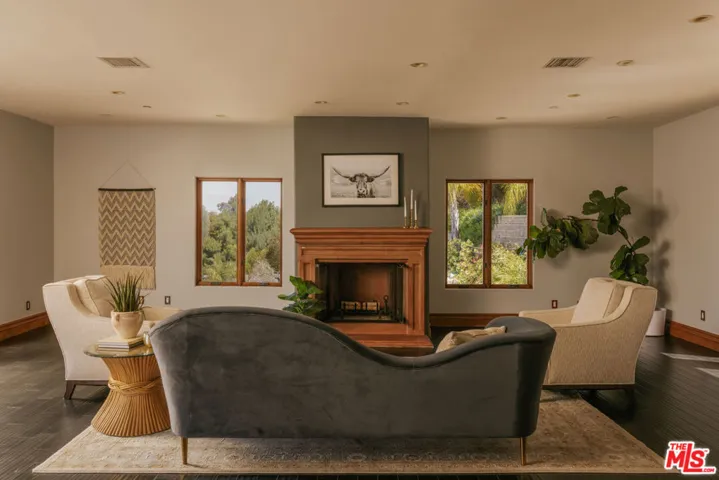 24410 Mulholland Highway, Calabasas, California 91302 — photo 4