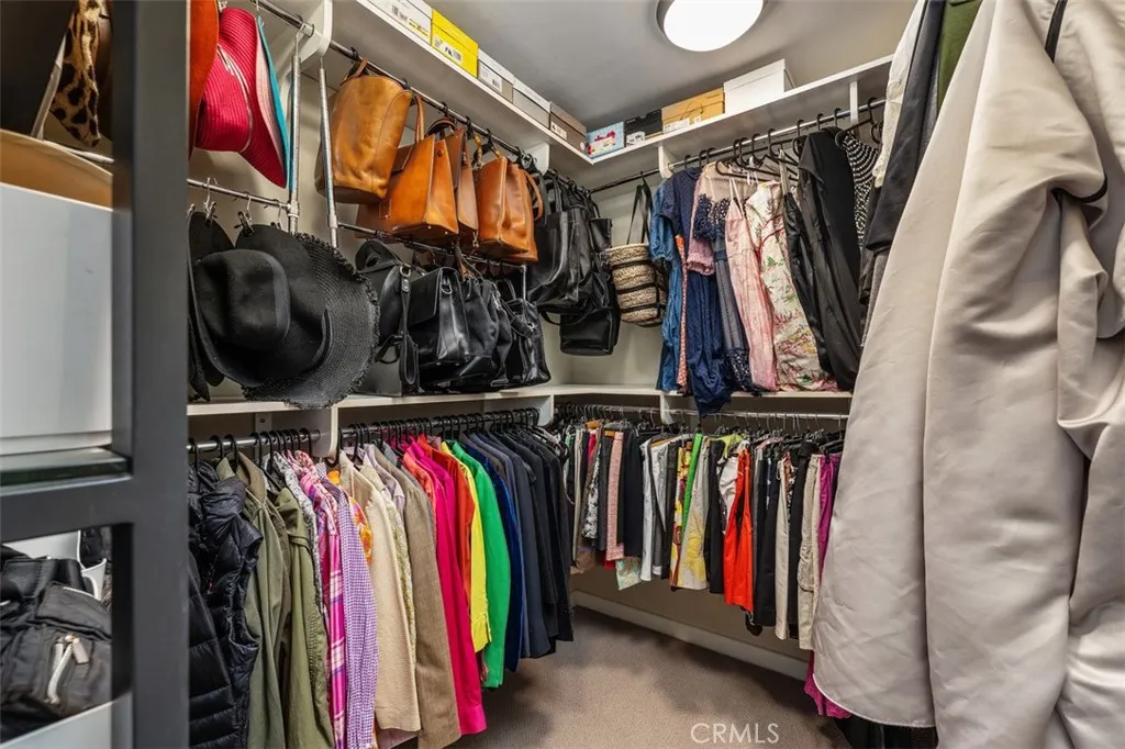 Walk in Closet