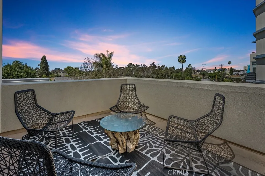 West facing balconies to enjoy sunset views!
