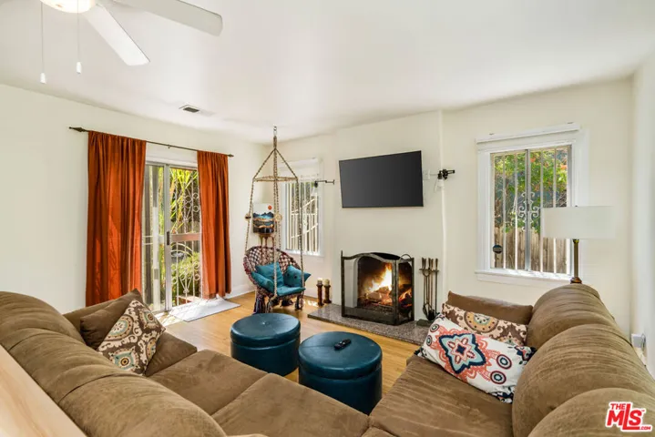 1514 S Genesee Avenue, Los Angeles, California 90019 — photo 4