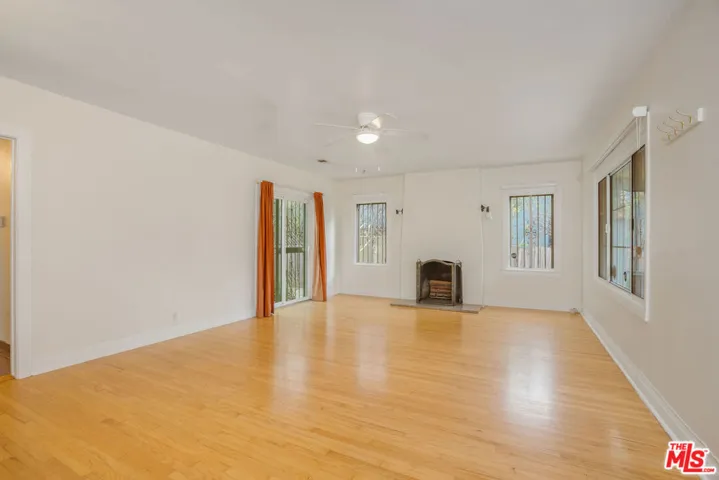 1514 S Genesee Avenue, Los Angeles, California 90019 — photo 5
