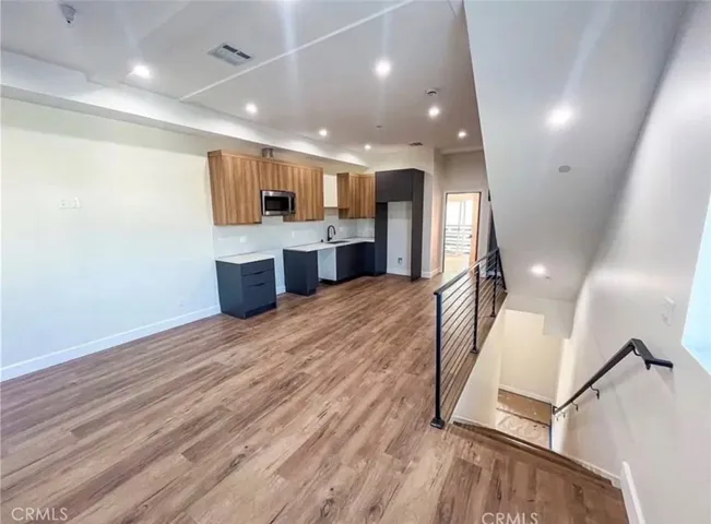 1816 1 S Hauser Boulevard, Los Angeles, California 90019 — photo 4