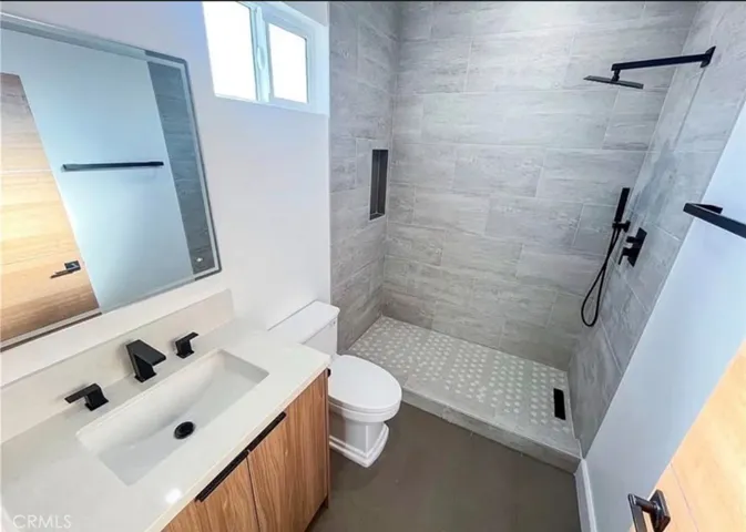 1816 1 S Hauser Boulevard, Los Angeles, California 90019 — photo 5