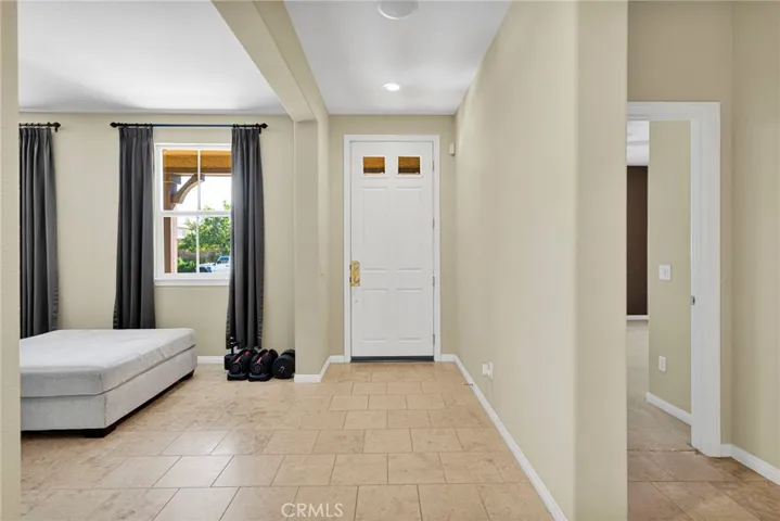 12444 Osprey, Victorville, California 92392 — photo 5