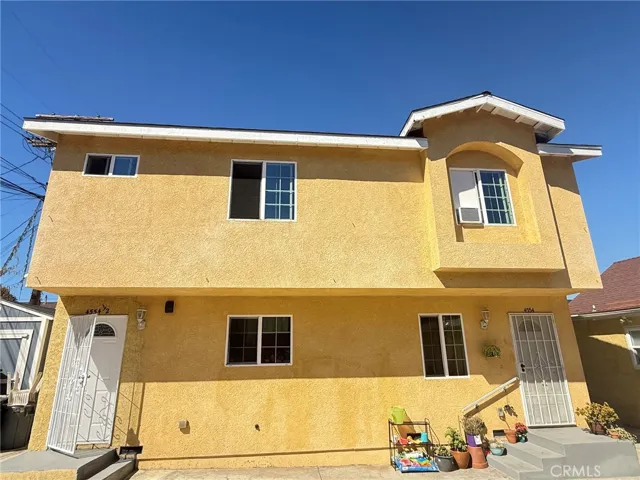 Top floor unit. Bottom Floor Entrance. 4554 1/2