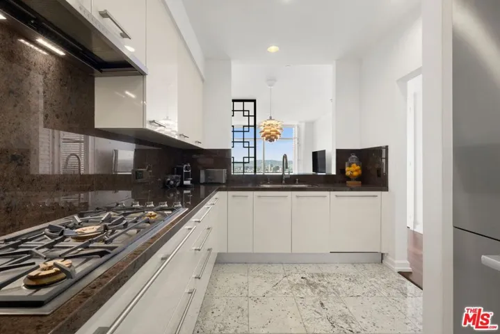 900 W Olympic Boulevard 36f, Los Angeles, California 90015 — photo 5