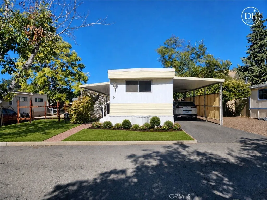 5890 E. Hwy 20 #9