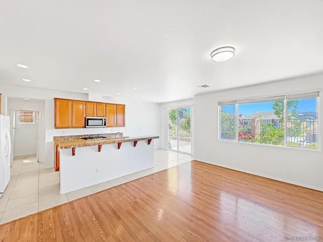 765 Helmsdale, San Marcos, California 92069 — photo 5