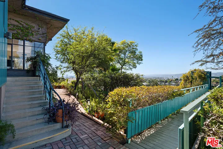1750 Silverwood Terrace, Los Angeles, California 90026 — photo 4