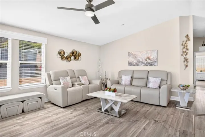 Living Room 01