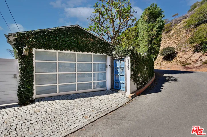 2137 Sunset Plaza Dr., Los Angeles, California 90069 — photo 4