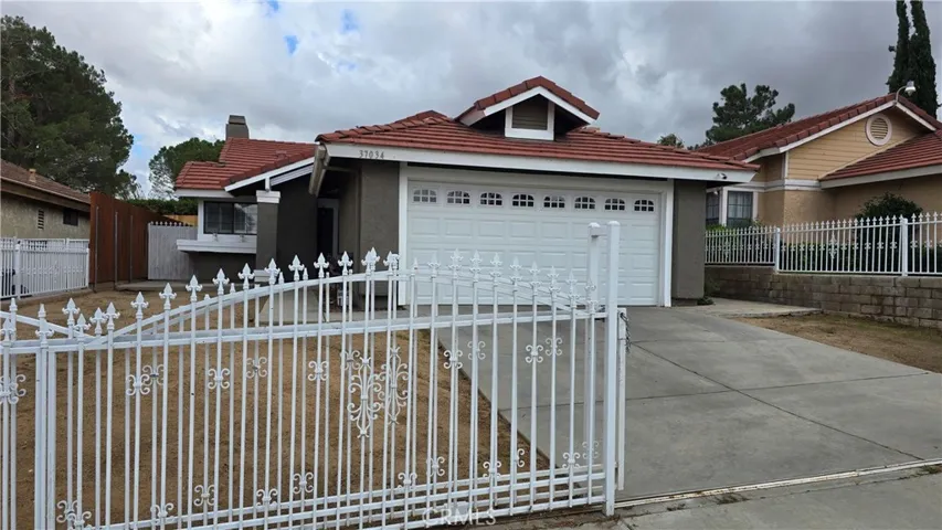 37034 Potter, Palmdale, California 93550 — photo 5