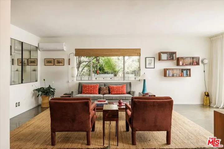 4343 Finley Avenue 2, Los Angeles, California 90027 — photo 5