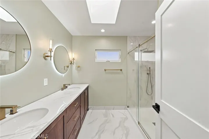 1063 E Orange Grove, Burbank, California 91501 — photo 4