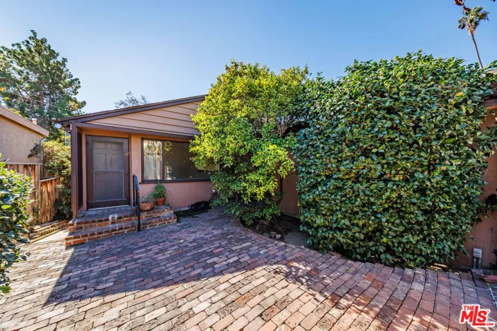 931 Wellesley Avenue, Los Angeles, California 90049 — photo 4