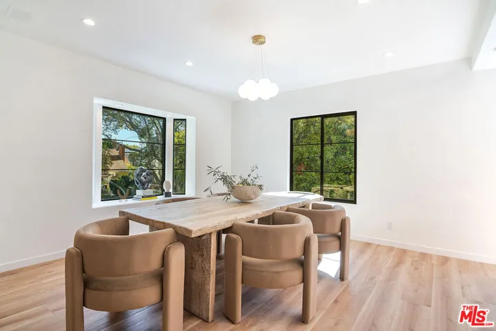 2201 Hillsboro Avenue, Los Angeles, California 90034 — photo 4