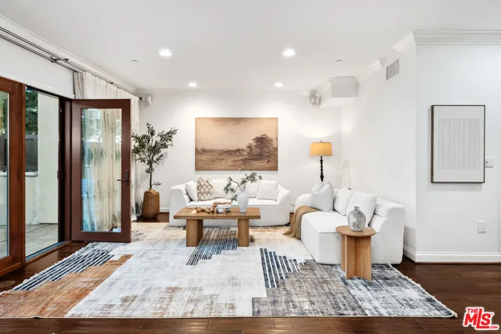 11863 Darlington Avenue 110, Los Angeles, California 90049 — photo 4