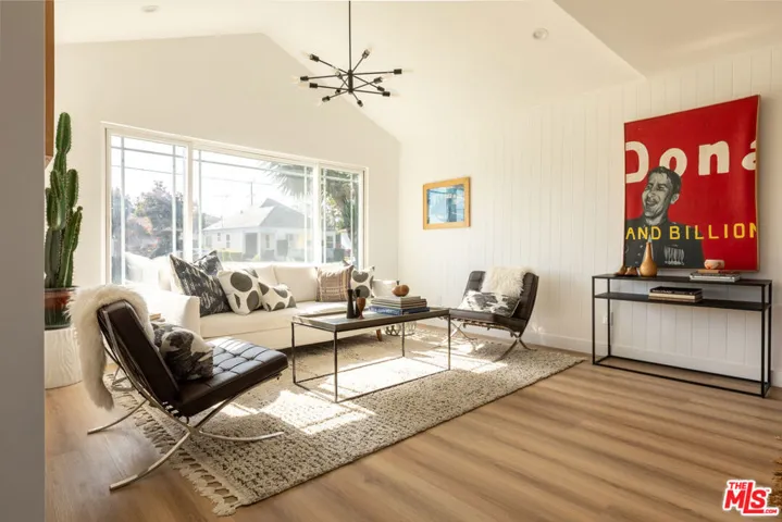 10516 Cimarron Street, Los Angeles, California 90047 — photo 5