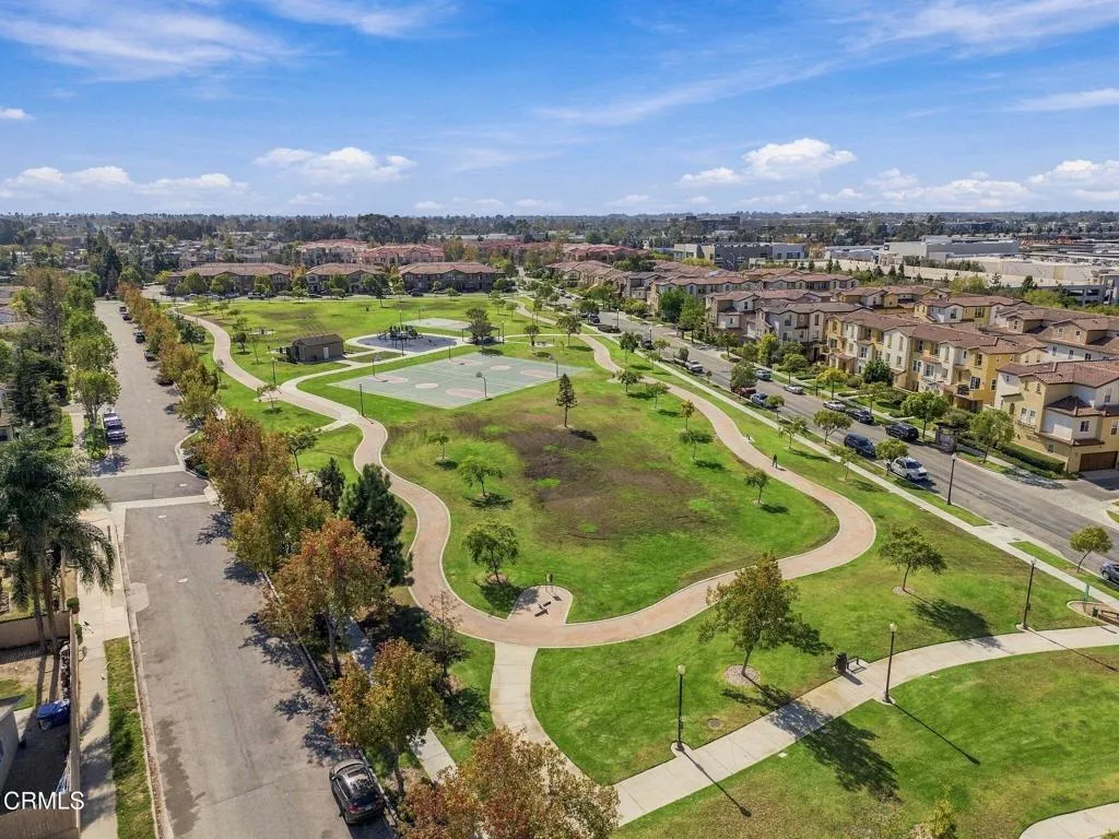 308 Elk River Pl @ River Park