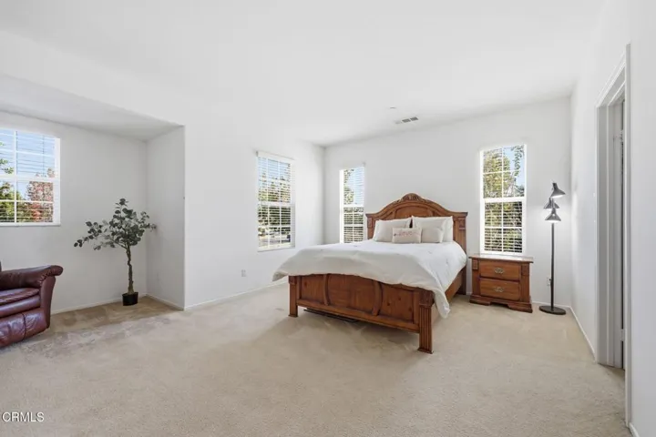 308 Elk River Pl @ River Park
