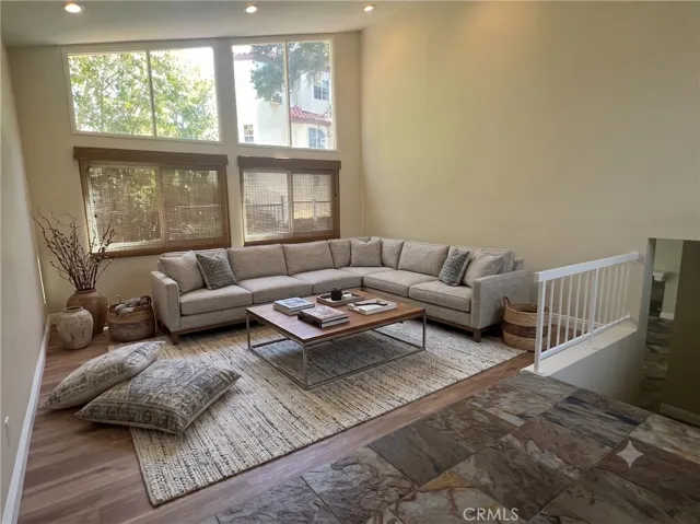 22840 Sparrowdell, Calabasas, California 91302 — photo 5