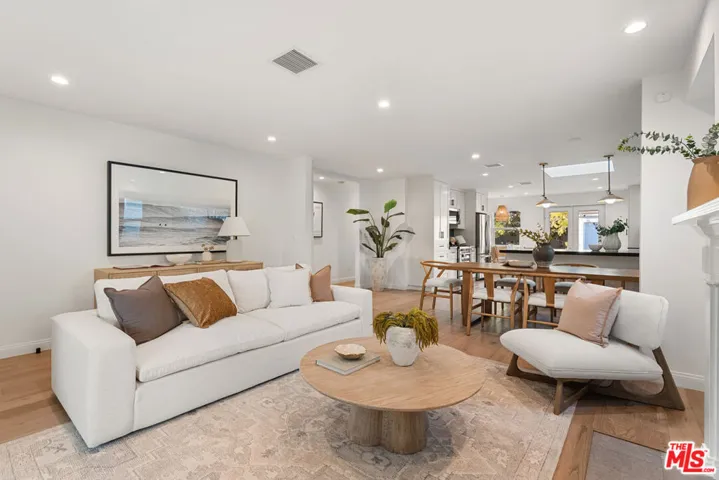 7393 W 83rd Street, Los Angeles, California 90045 — photo 4