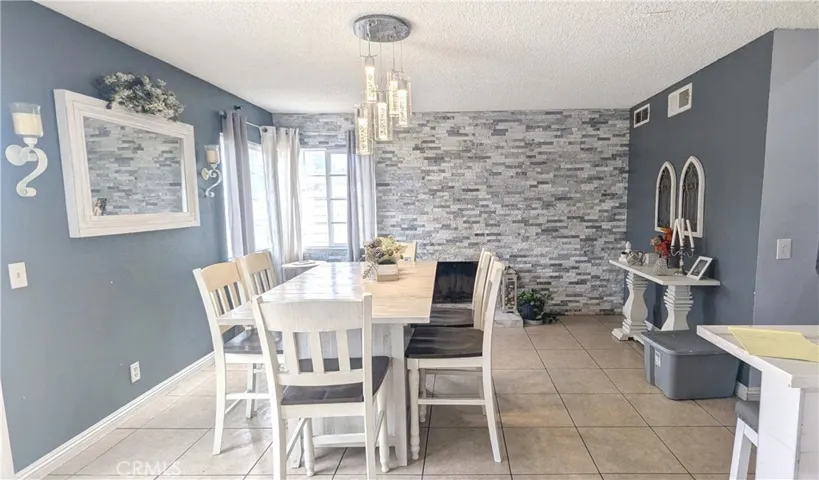 2723 Nandina, Palmdale, California 93550 — photo 5