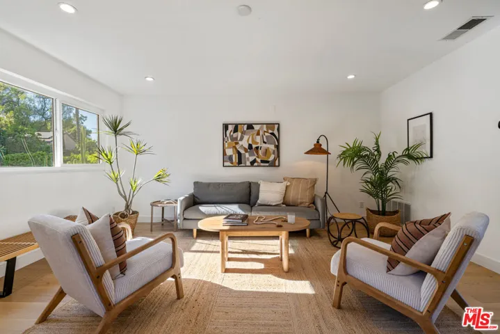 1711 Bridgeport Drive, Los Angeles, California 90065 — photo 5