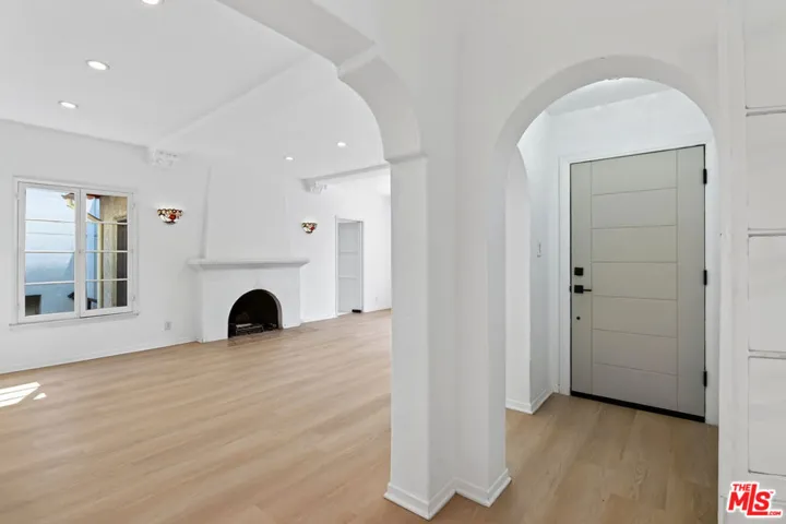 900 S Wooster Street 1, Los Angeles, California 90035 — photo 5