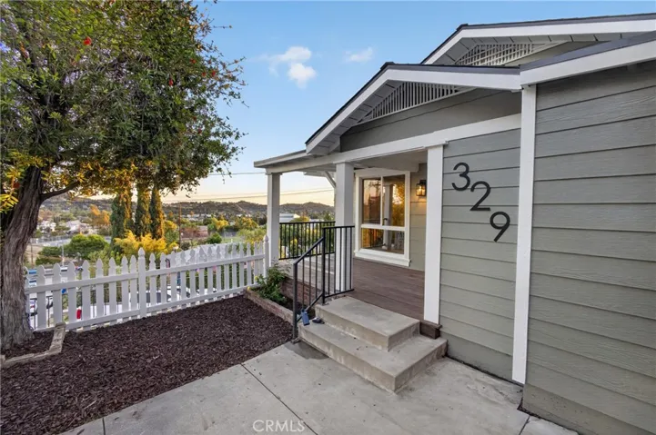 329 Marie, Los Angeles, California 90042 — photo 4