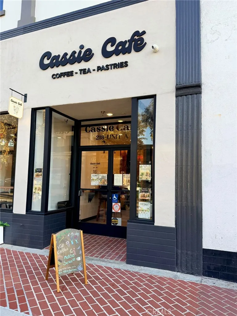 Front of Cafe Cassie