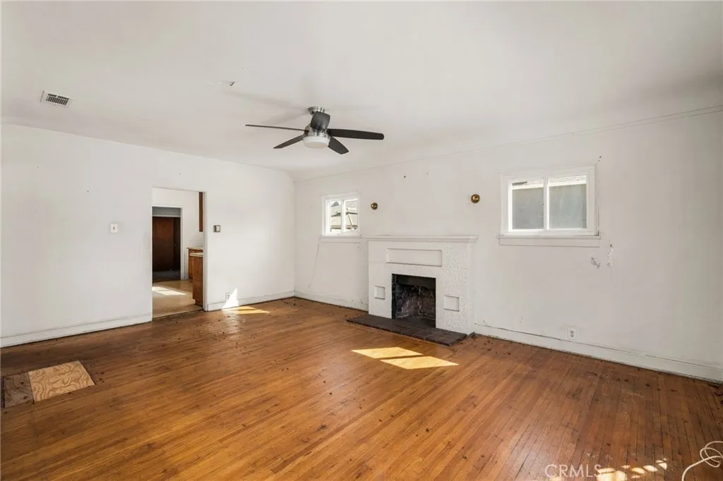 gallery-image 4