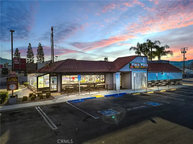 Freestanding Drive-Thru Restaurant