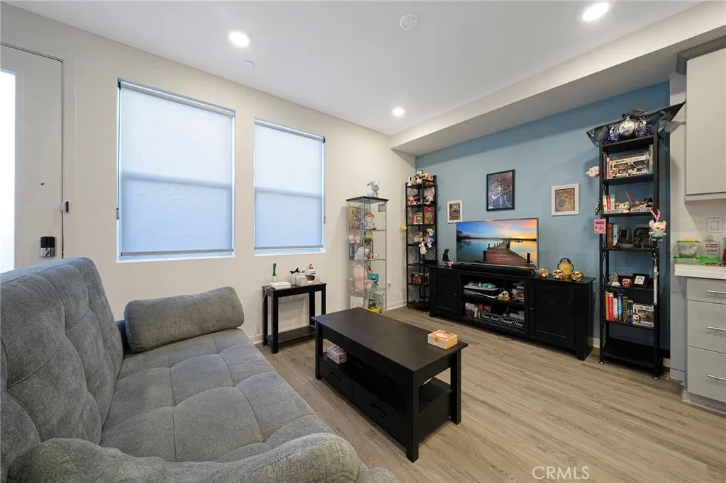 gallery-image 3