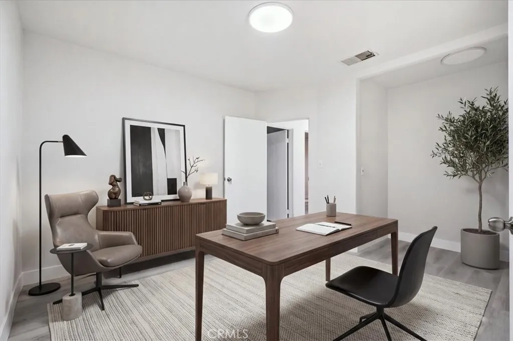 Office Digital staging Office Digital staging