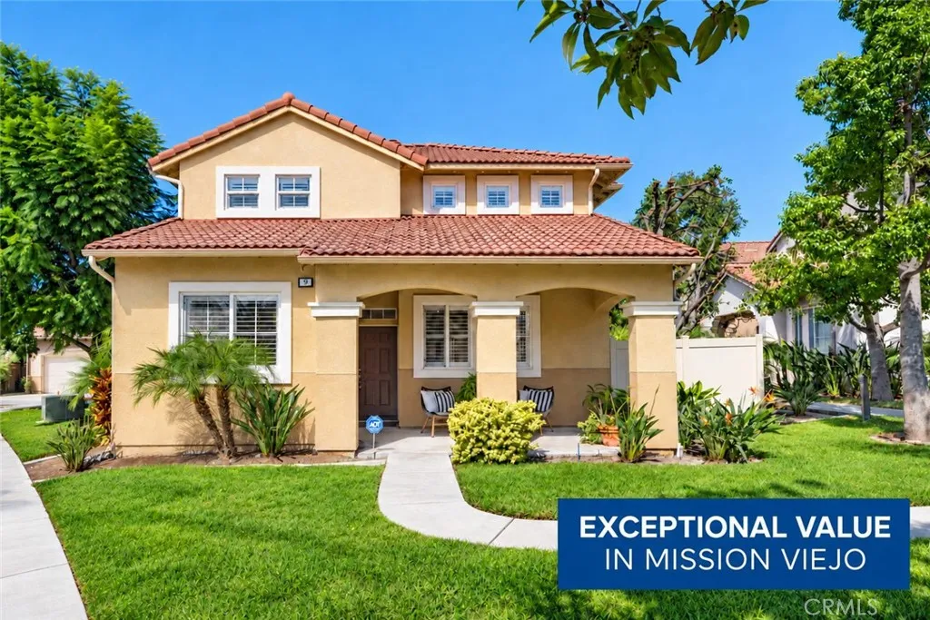 BEST DEAL ON A DETACHED HOME IN MISSION VIEJO ON MARKET | RARE PREMIUM LOT | PAINTED TRAILS | Fully Detached Single Family Design. BEST DEAL ON A DETACHED HOME IN MISSION VIEJO ON MARKET | RARE PREMIUM LOT | PAINTED TRAILS | Fully Detached Single Family Design.
