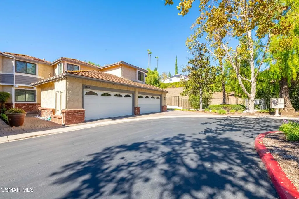 29751StrawberryHillDr 27 29751StrawberryHillDr 27