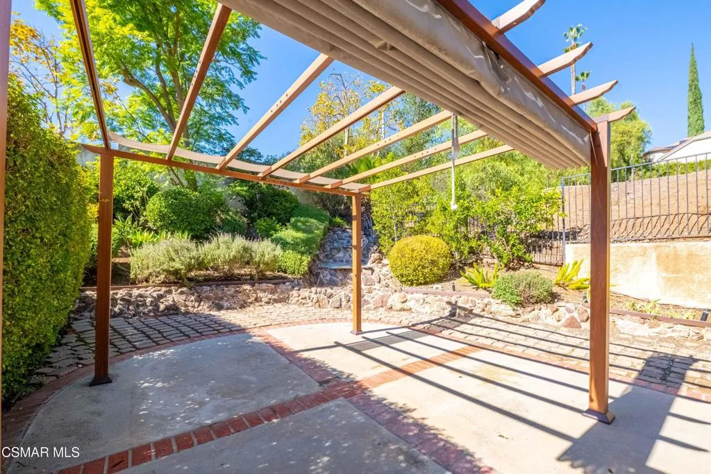 29751StrawberryHillDr 24 29751StrawberryHillDr 24