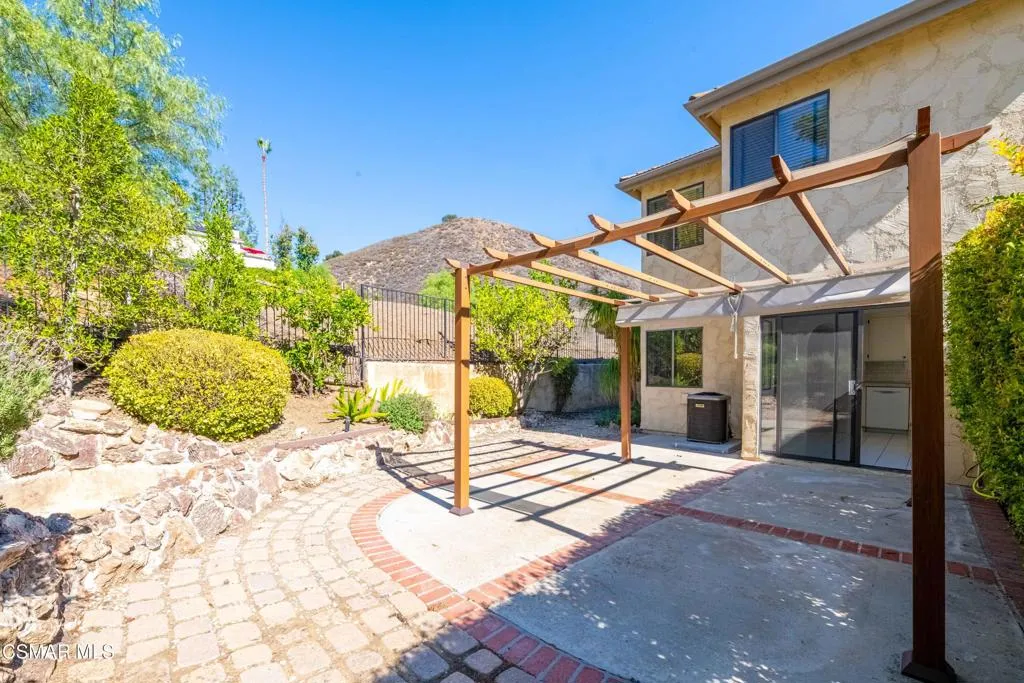 29751StrawberryHillDr 25 29751StrawberryHillDr 25