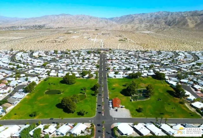 Welcome To Desert Crest Countr