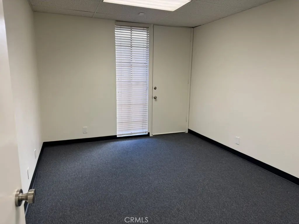 Middle Office