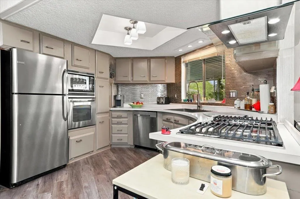 25-Kitchen - Copy 25-Kitchen - Copy