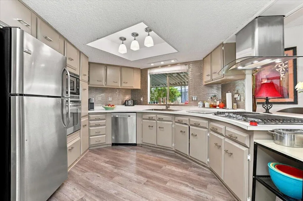 23-Kitchen - Copy 23-Kitchen - Copy