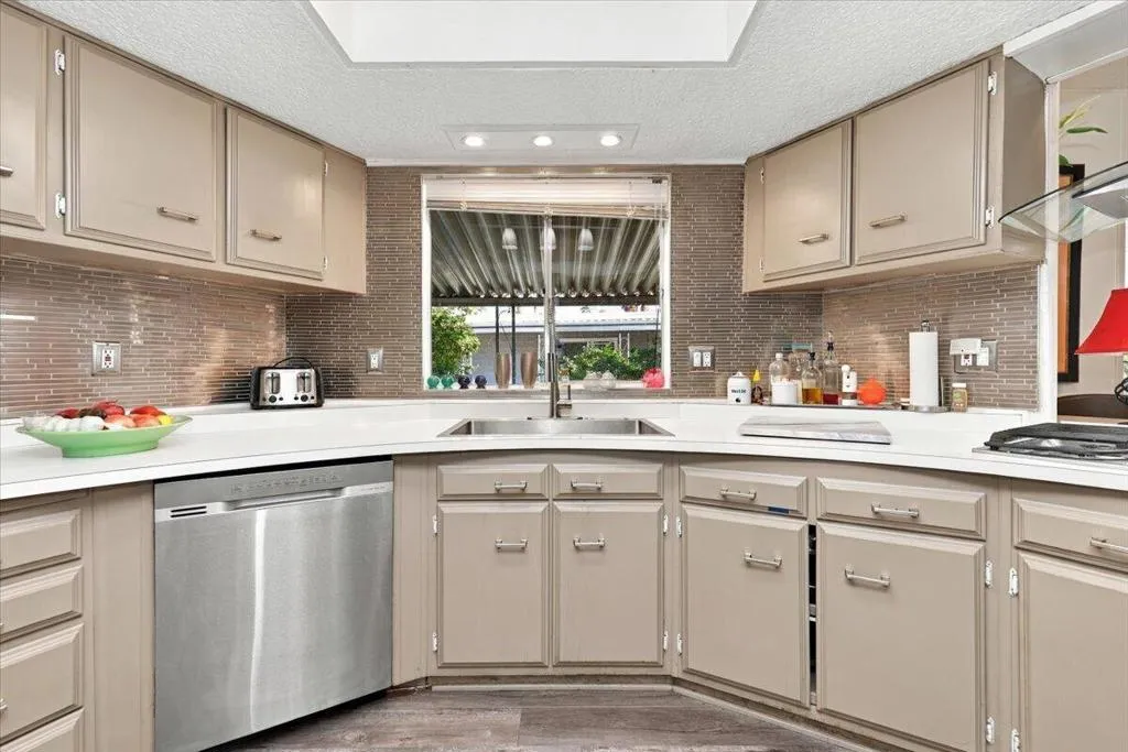 26-Kitchen - Copy 26-Kitchen - Copy