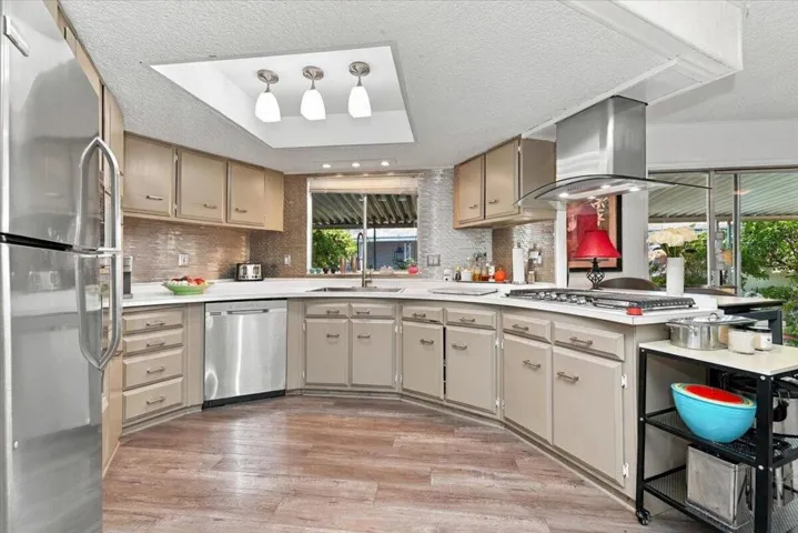 24-Kitchen - Copy