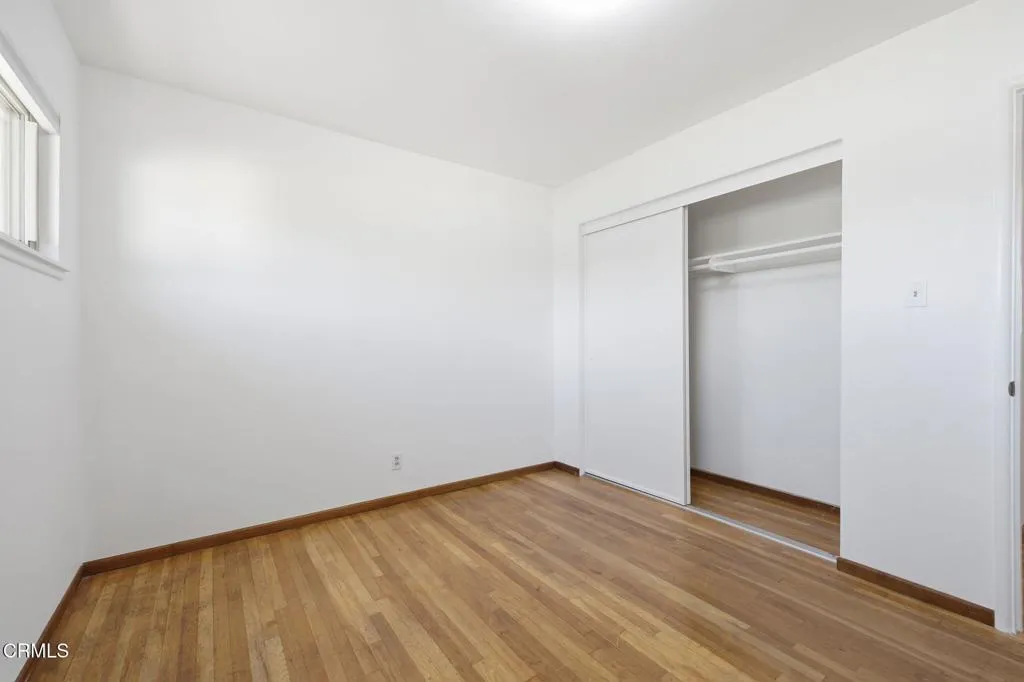 30-web-or-mls-124_Moultrie_Pl_Santa_Paul 30-web-or-mls-124_Moultrie_Pl_Santa_Paul